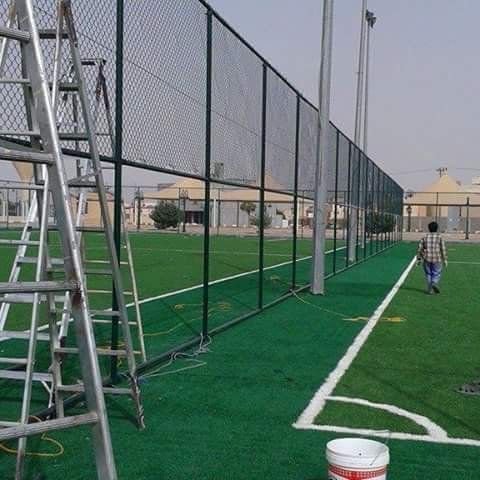 شبوك ملاعب